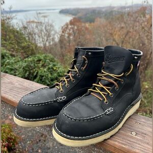 Danner Bull Run 6” Black Barely Worn Boots Size 9